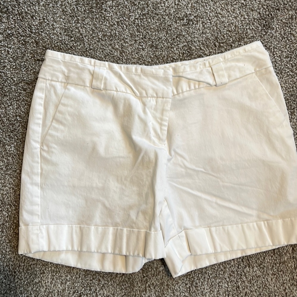 Outback Red White Shorts